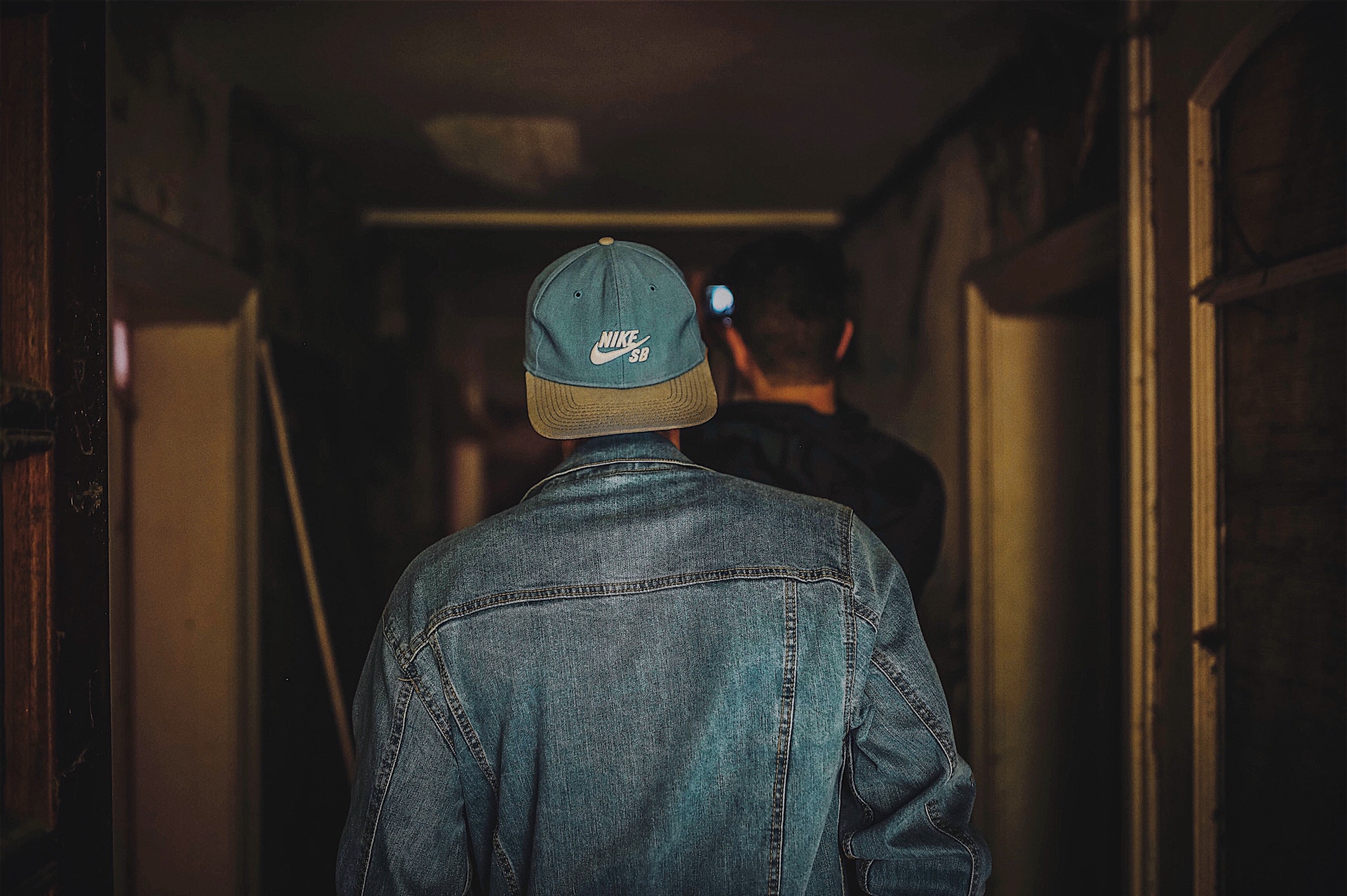 How to Build a Strong Brand