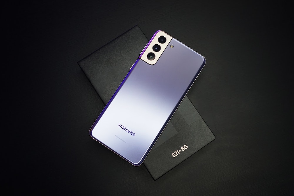 A samsung galaxy phone with a black background